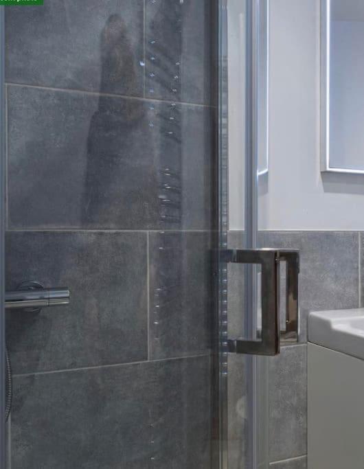 The Snug Entire Home Sleeps 2, Stratford Upon Avon Shottery Ngoại thất bức ảnh