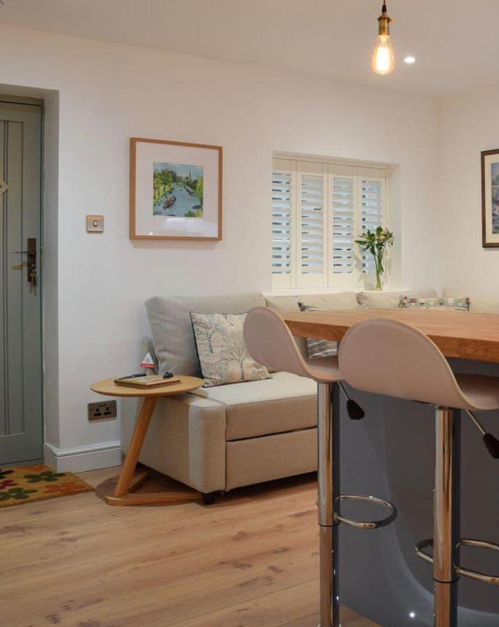 The Snug Entire Home Sleeps 2, Stratford Upon Avon Shottery Ngoại thất bức ảnh